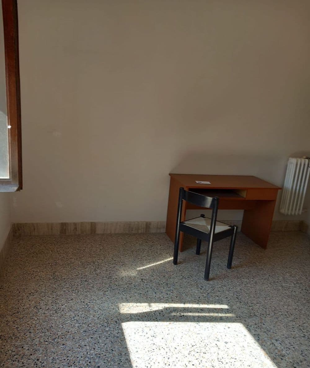 Una stanza